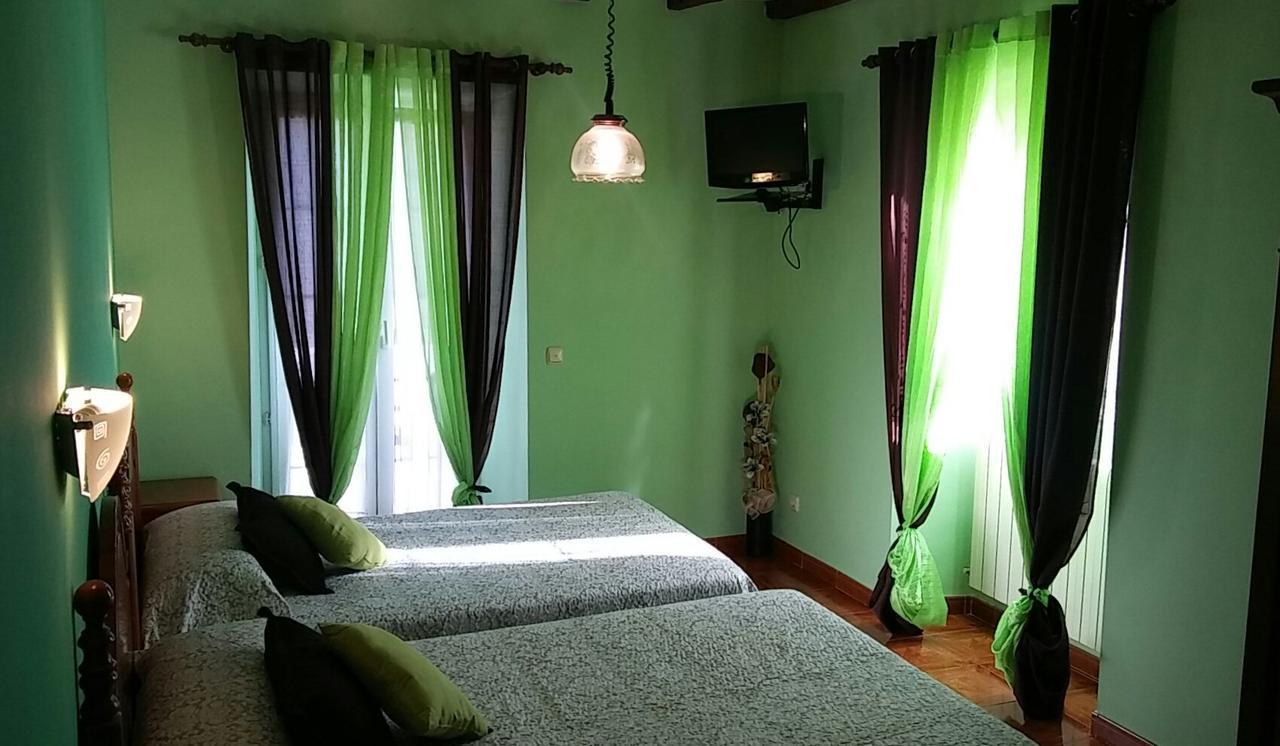 乐萨卡 Hostal Ekaitza酒店 外观 照片